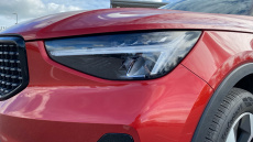 Volvo Xc40 2.0 B4P Plus Dark 5dr AWD Auto Petrol Estate